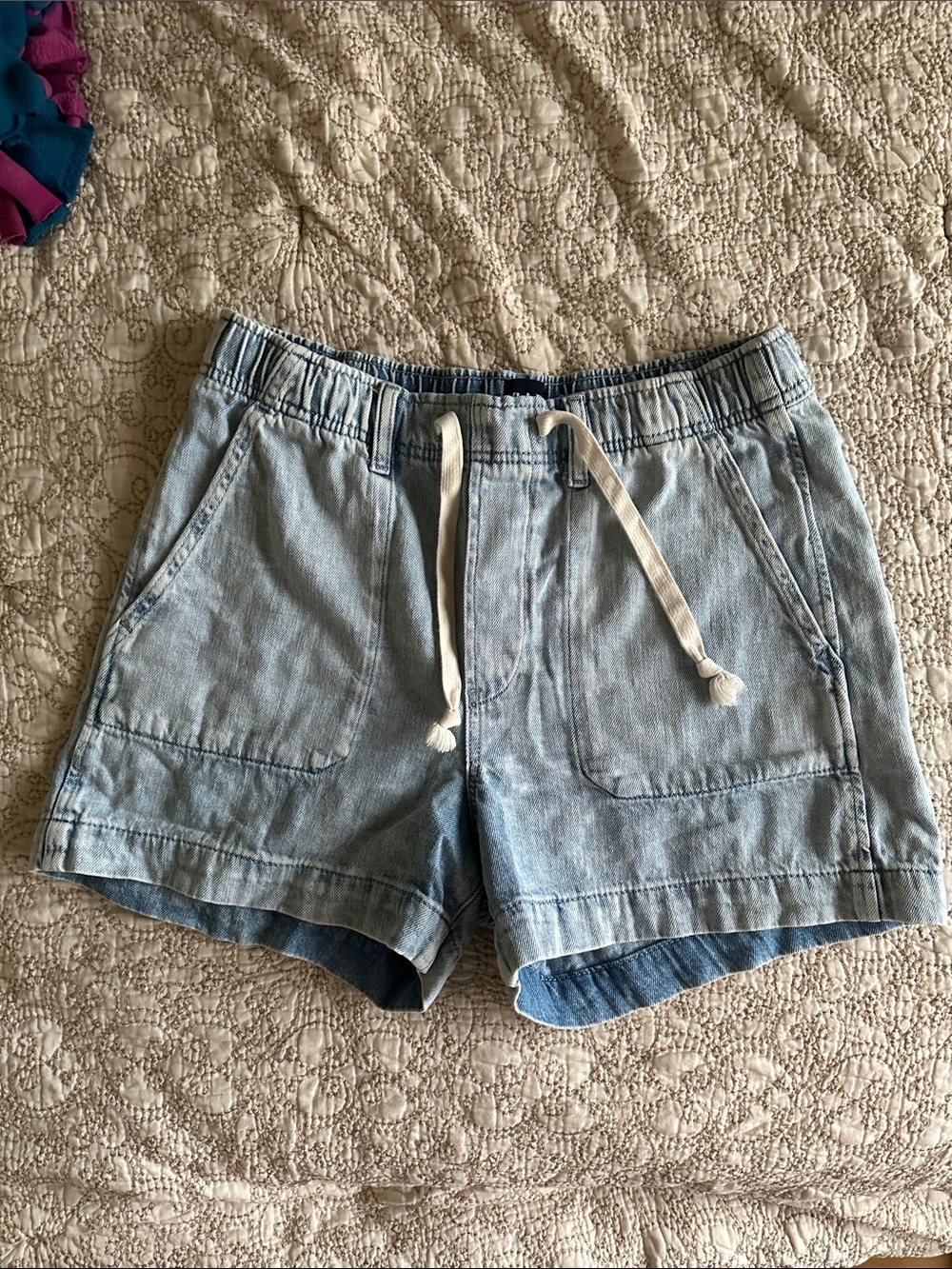 Gap tie waist shorts